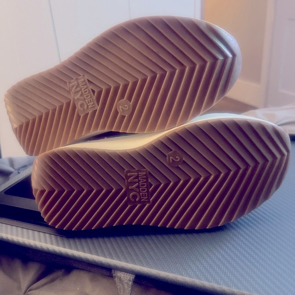 NWT Stacked high top Madden NYC GIRLS SZ 2 - Picture 4 of 6